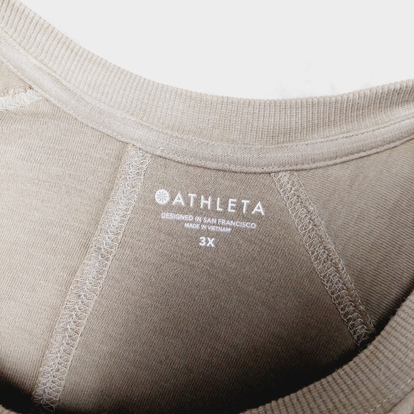 Athleta Sundown DIP Dye Sweatshirt Shadow Olive Top P4828 - Picture 6 of 8